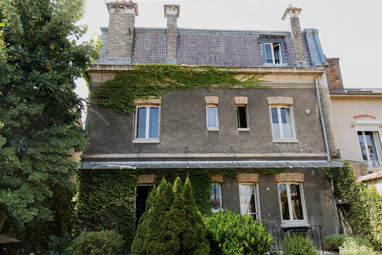 Maison D'Hotes La Poterne Epernay Exterior photo